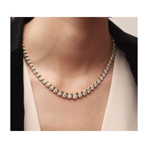 Pendant/Necklace Saxons Fine Jewelers Bend, OR