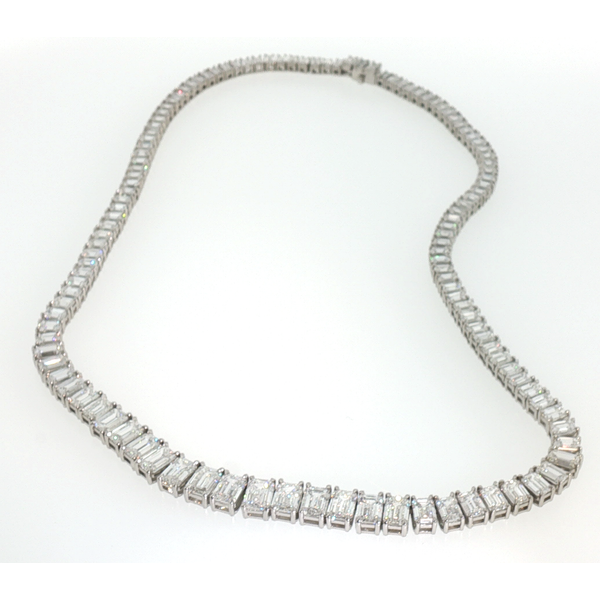 Pendant/Necklace Image 2 Saxons Fine Jewelers Bend, OR
