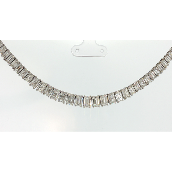 Pendant/Necklace Saxons Fine Jewelers Bend, OR