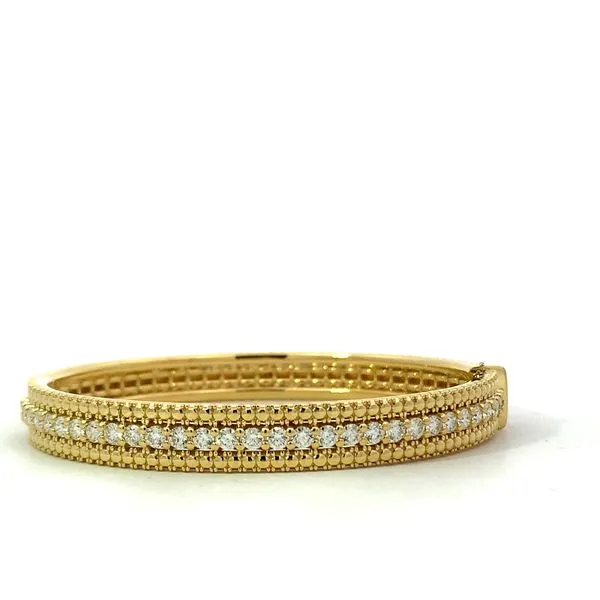 Roberto Coin. 18 Karat Yellow Gold Siena Diamond Single Row Bangle Saxons Fine Jewelers Bend, OR