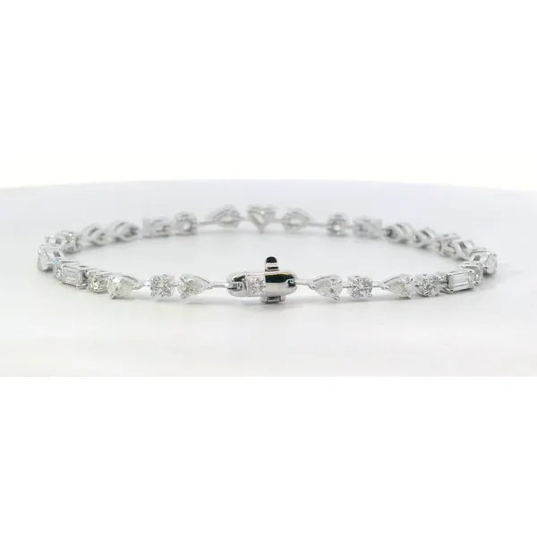 18 Karat Fancy Diamond Bracelet Saxons Fine Jewelers Bend, OR