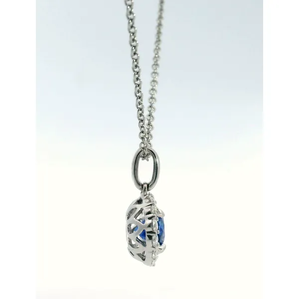 Pendant Image 2 Saxons Fine Jewelers Bend, OR