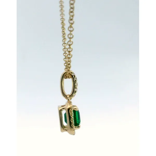 Pendant Image 2 Saxons Fine Jewelers Bend, OR
