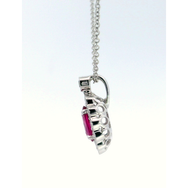 Pendant Image 2 Saxons Fine Jewelers Bend, OR