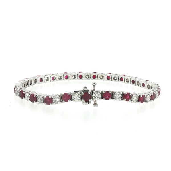 Bracelet Saxons Fine Jewelers Bend, OR