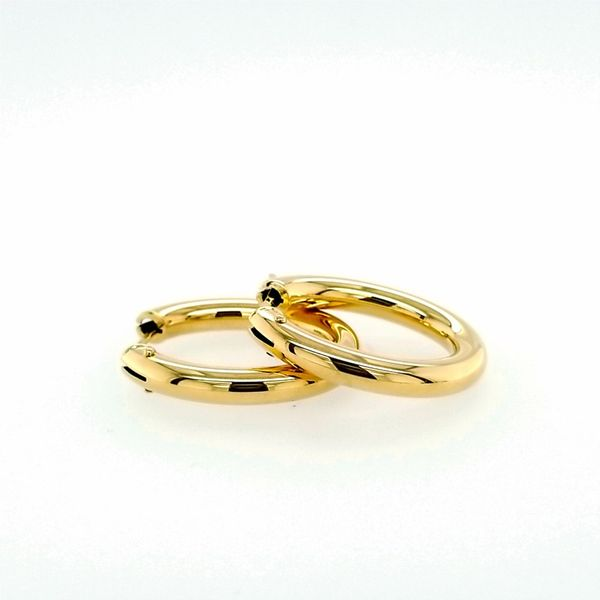 18K YG Perfect Oval Hoops Saxons Fine Jewelers Bend, OR