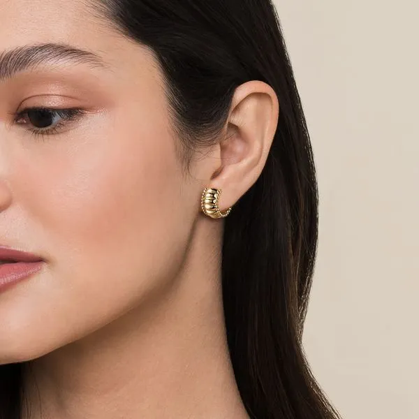 Gabriel & Co. 14 Karat Yellow Gold Bujukan Wide Huggie Earrings Image 3 Saxons Fine Jewelers Bend, OR
