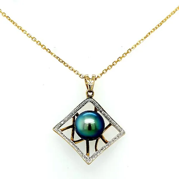 Saxons 14 Karat Yellow Gold Diamond Tahitian Pearl Pendant Saxons Fine Jewelers Bend, OR