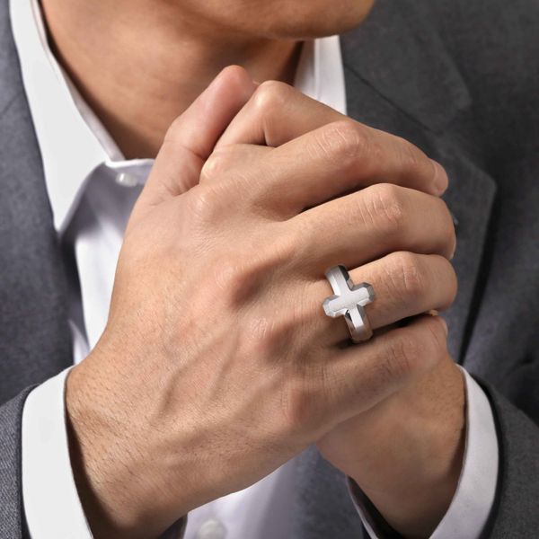 Gabriel & Co Brushed Sterling Silver Cross Faceted Image 3 Saxons Fine Jewelers Bend, OR