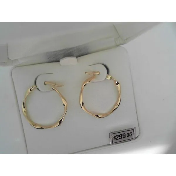 Earrings Score's Jewelers Anderson, SC