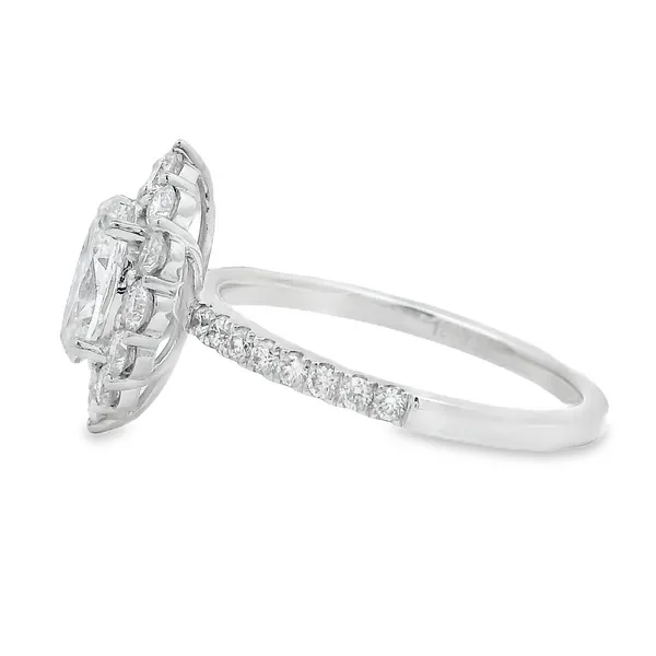 Natural Diamond Engagement Ring