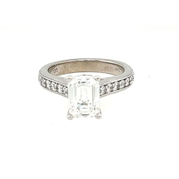 Lab Grown Diamond Engagement Ring