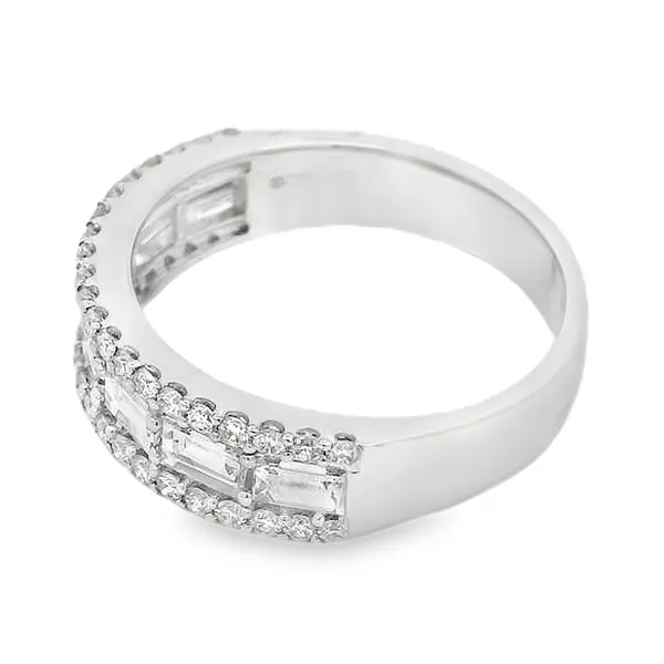 Platinum Diamond Wedding Band