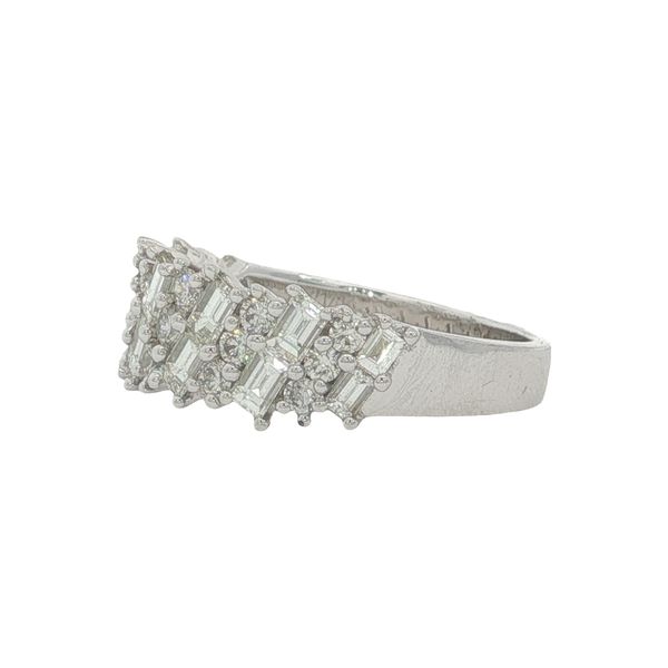 Diamond Fashion Ring Image 2 Segner's Jewelers Fredericksburg, TX