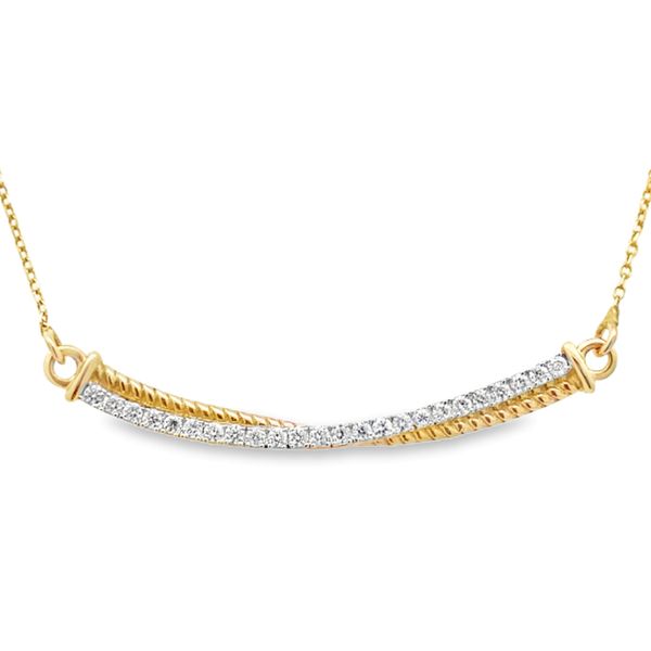 Diamond Pendant Segner's Jewelers Fredericksburg, TX