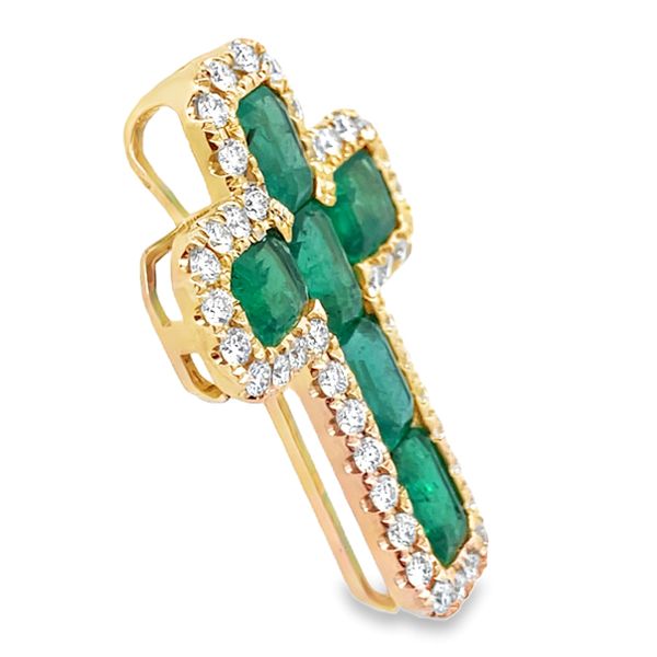 Colored Stone Pendant Image 4 Segner's Jewelers Fredericksburg, TX