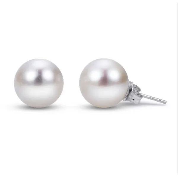Pearl Earrings similar item image