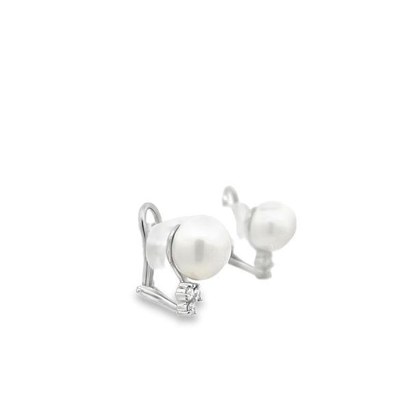 Pearl Earrings Segner's Jewelers Fredericksburg, TX