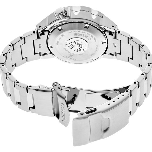 Seiko Prospex Special Edition Automatic Diver Antarctica Dial Men's Watch Image 3 Shannon Jewelers Spring, TX