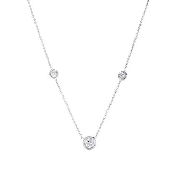 Roberto Coin, Inc. 18K White Gold Diamond Necklace Shelle Jewelers, Inc Northbrook, IL