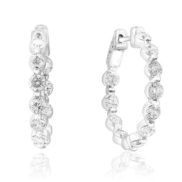 Jewels by Jacob 18K White Gold Diamond Earrings Shelle Jewelers, Inc Northbrook, IL