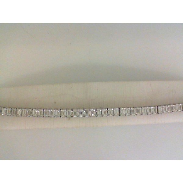 Diamond Bracelet Shelle Jewelers, Inc Northbrook, IL