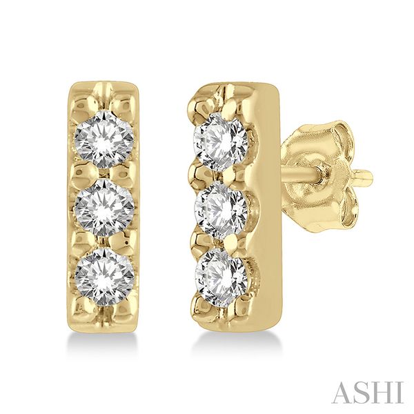 Earrings Shelle Jewelers, Inc Northbrook, IL