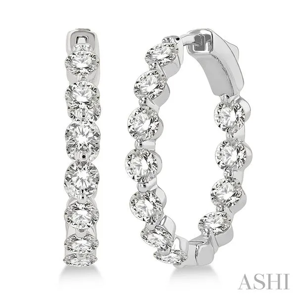 Diamond Earrings Shelle Jewelers, Inc Northbrook, IL
