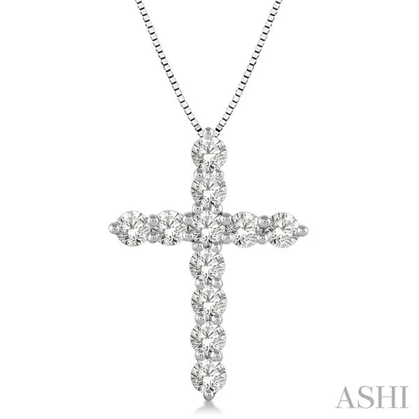 Diamond Pendant Shelle Jewelers, Inc Northbrook, IL