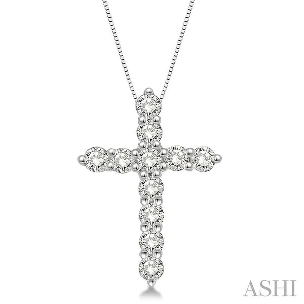 Diamond Pendant Shelle Jewelers, Inc Northbrook, IL