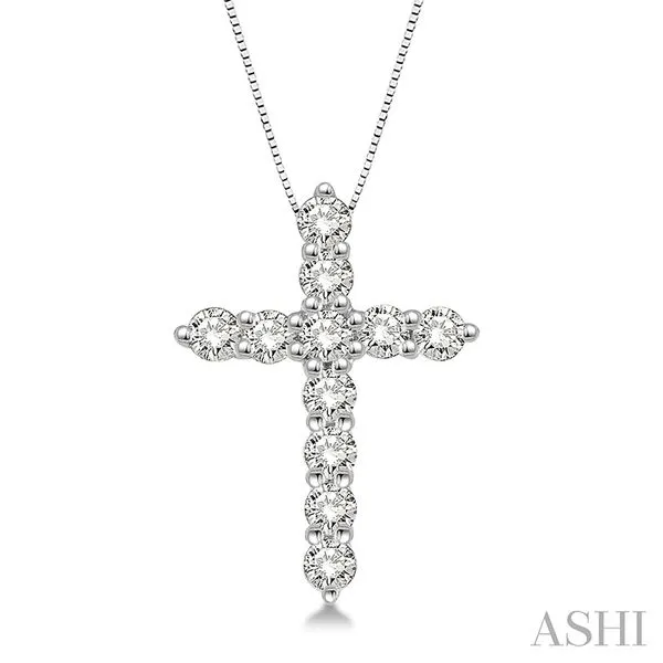Diamond Pendant Shelle Jewelers, Inc Northbrook, IL