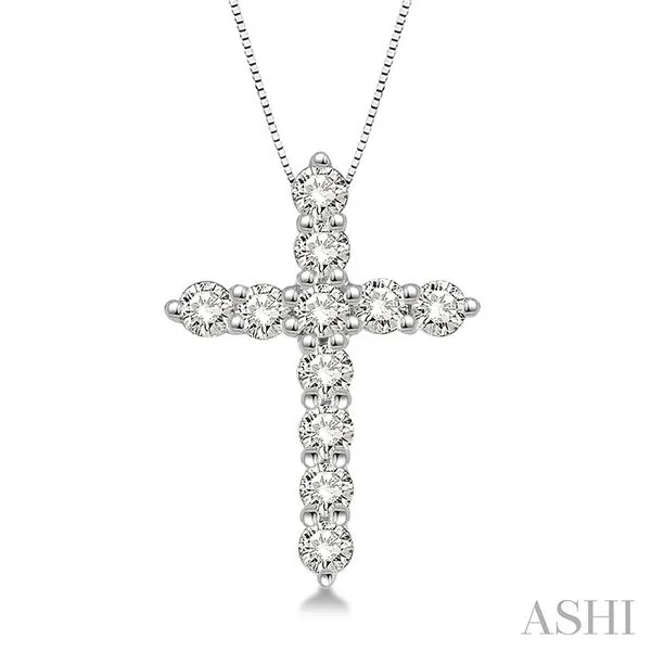 Diamond Pendant Shelle Jewelers, Inc Northbrook, IL