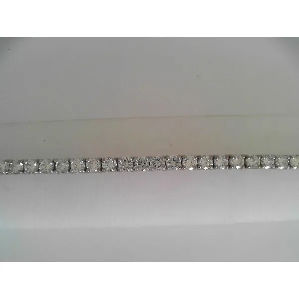 Diamond Bracelet Shelle Jewelers, Inc Northbrook, IL