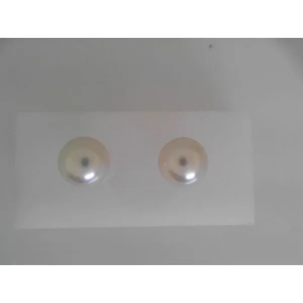 Pearl Earrings Shelle Jewelers, Inc Northbrook, IL