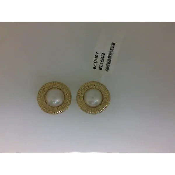 Pearl Earrings Shelle Jewelers, Inc Northbrook, IL