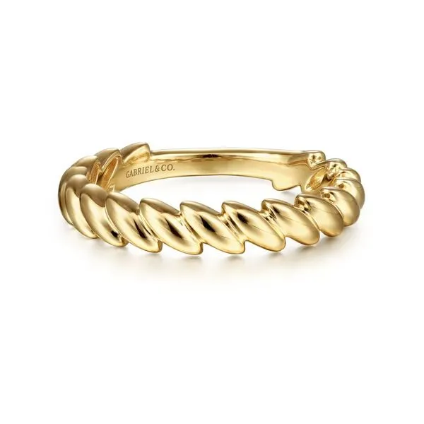 Gold Fashion Ring Shelle Jewelers, Inc Northbrook, IL