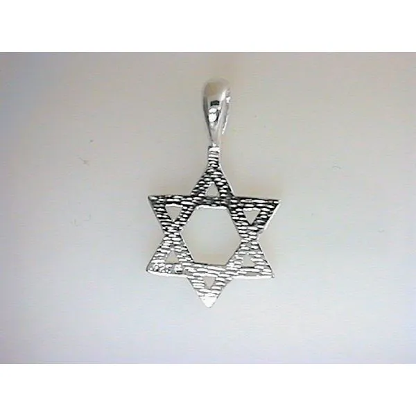 Silver Pendant Shelle Jewelers, Inc Northbrook, IL