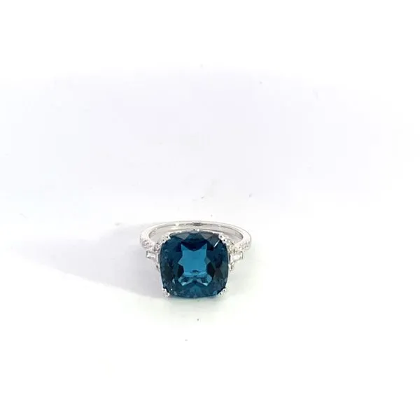 Colored Stone Fashion Ring