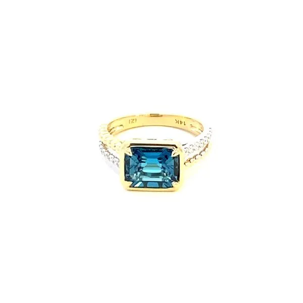 Colored Stone Fashion Ring