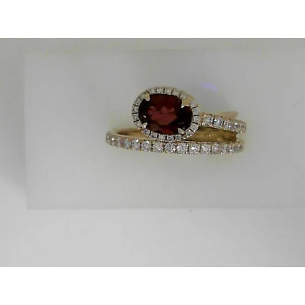 Colored Stone Fashion Ring