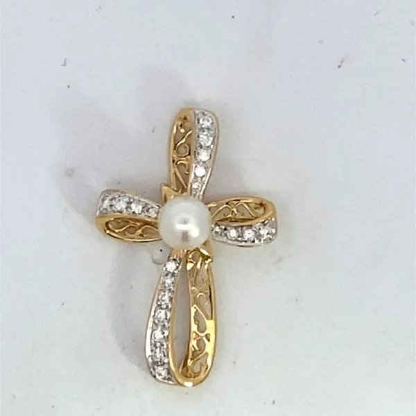 Pearl Pendant Shipley's Fine Jewelry Hampstead, MD