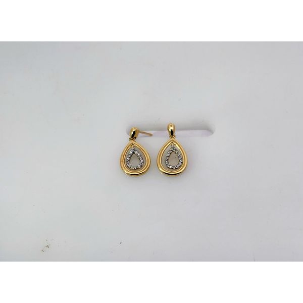 Earrings Nick T. Arnold Jewelers Owensboro, KY