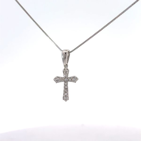 Necklace Nick T. Arnold Jewelers Owensboro, KY