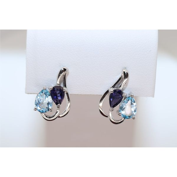 Earrings Nick T. Arnold Jewelers Owensboro, KY