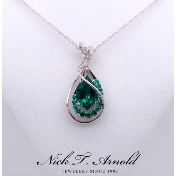 Necklace Nick T. Arnold Jewelers Owensboro, KY