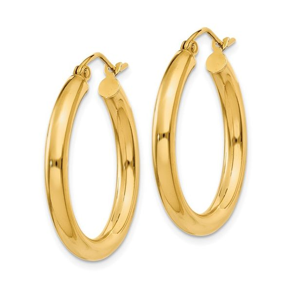 Earrings Nick T. Arnold Jewelers Owensboro, KY