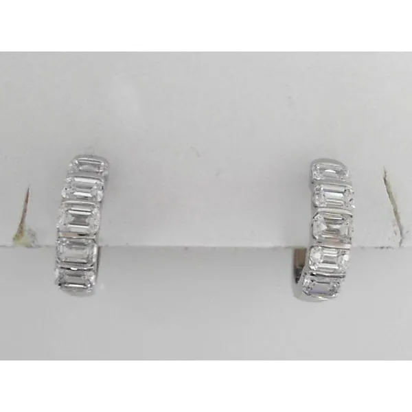 Lab Grown Diamond Earrings Sterling Jewelers Wethersfield, CT