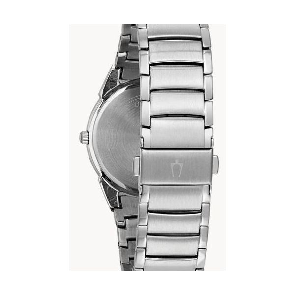 Men's Watch Image 2 Sterling Jewelers Wethersfield, CT