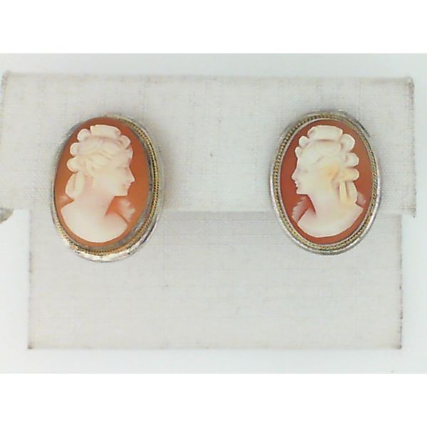 Earrings Sterling Jewelers Wethersfield, CT