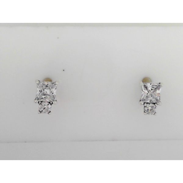 Earrings Sterling Jewelers Wethersfield, CT